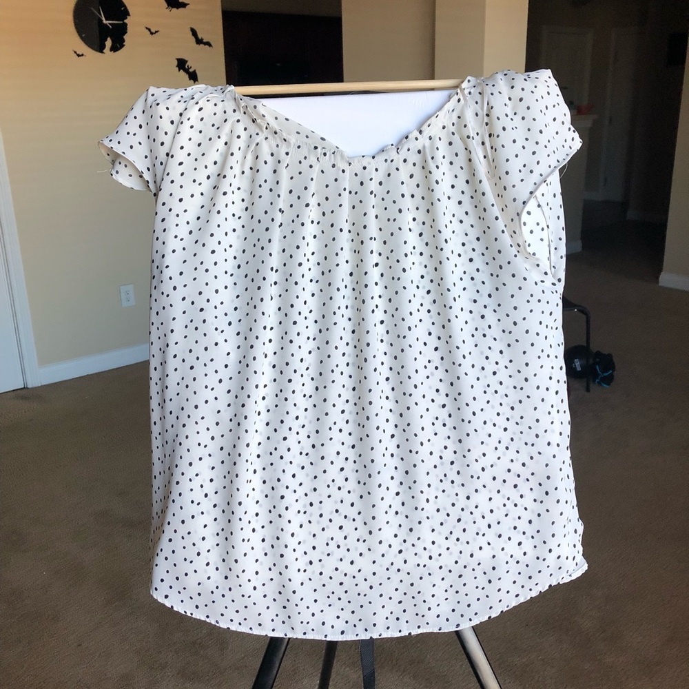 Pokadot Lauren Conrad blouse
